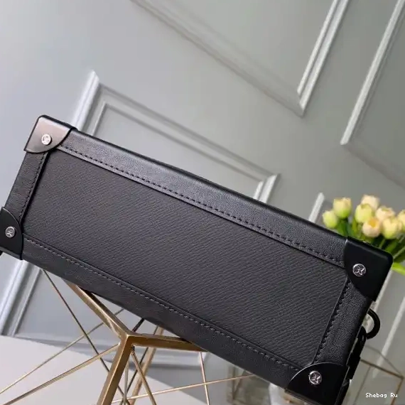 Louis TRUNK SOFT Vuitton 0529